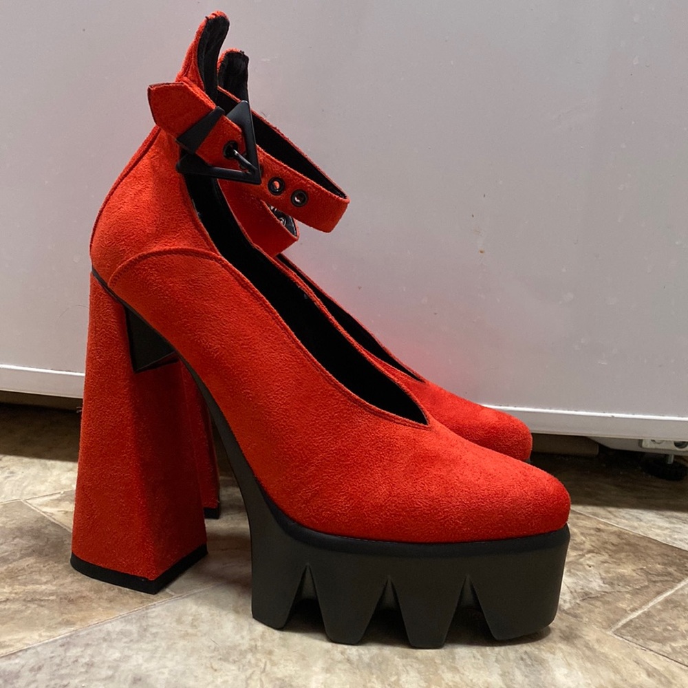 LAMODA Red Suede Platform Chunky Heels Goth Punk Rave sz9